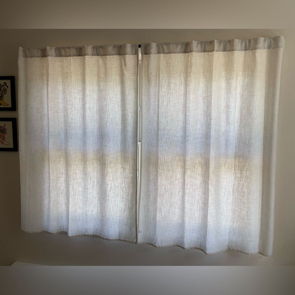 38” x 63” SINGLE linen look curtain